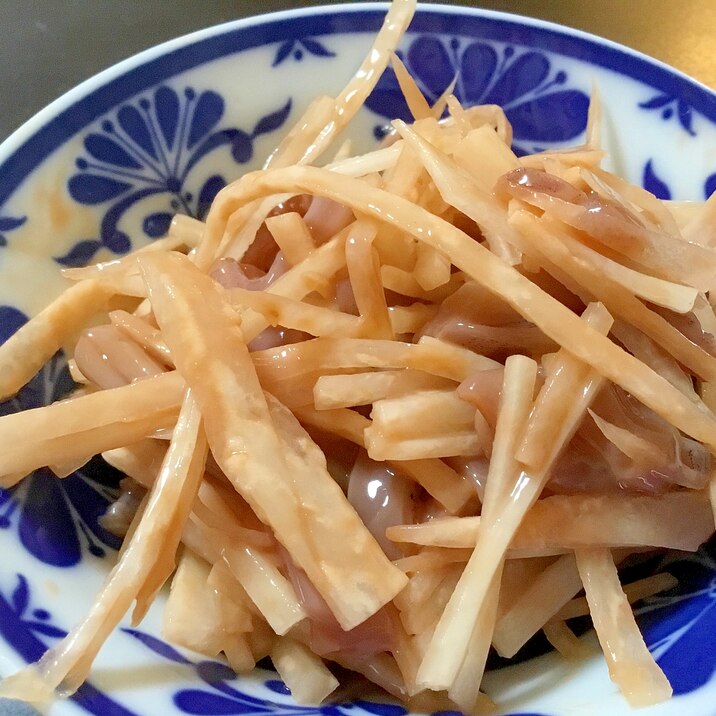 いかの塩辛と大根の和え物